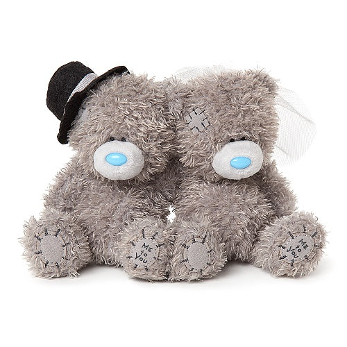 Tatty Teddy Bride and Groom in Wedding Carriage