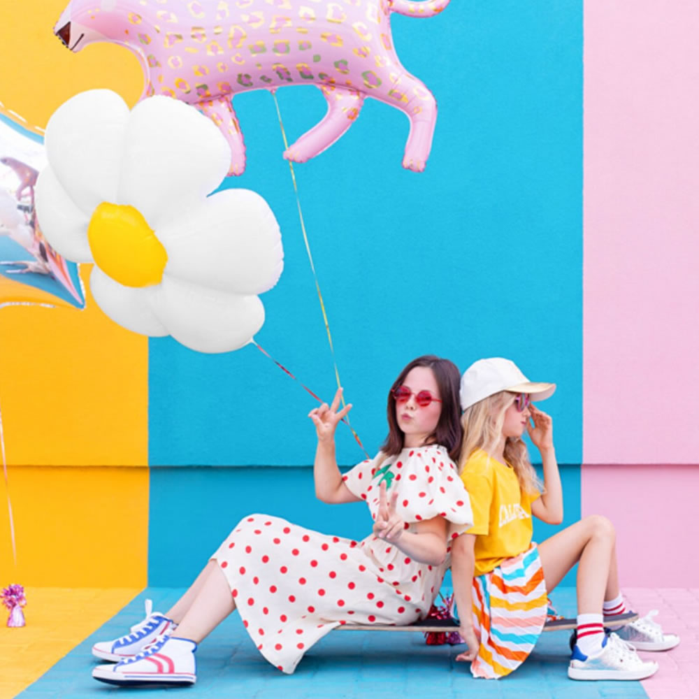 Giant Daisy Foil Balloon
