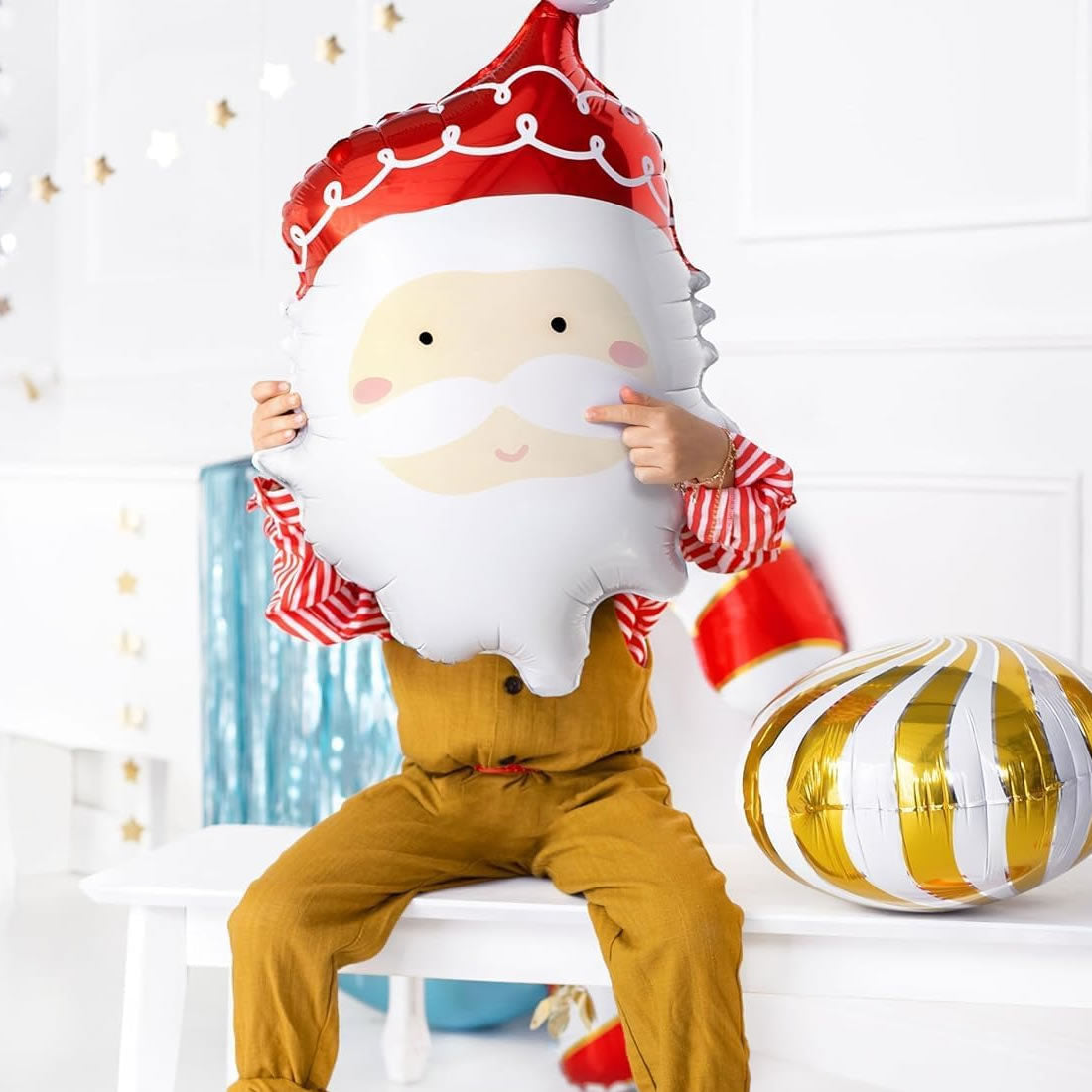 Santa Head Foil Balloon